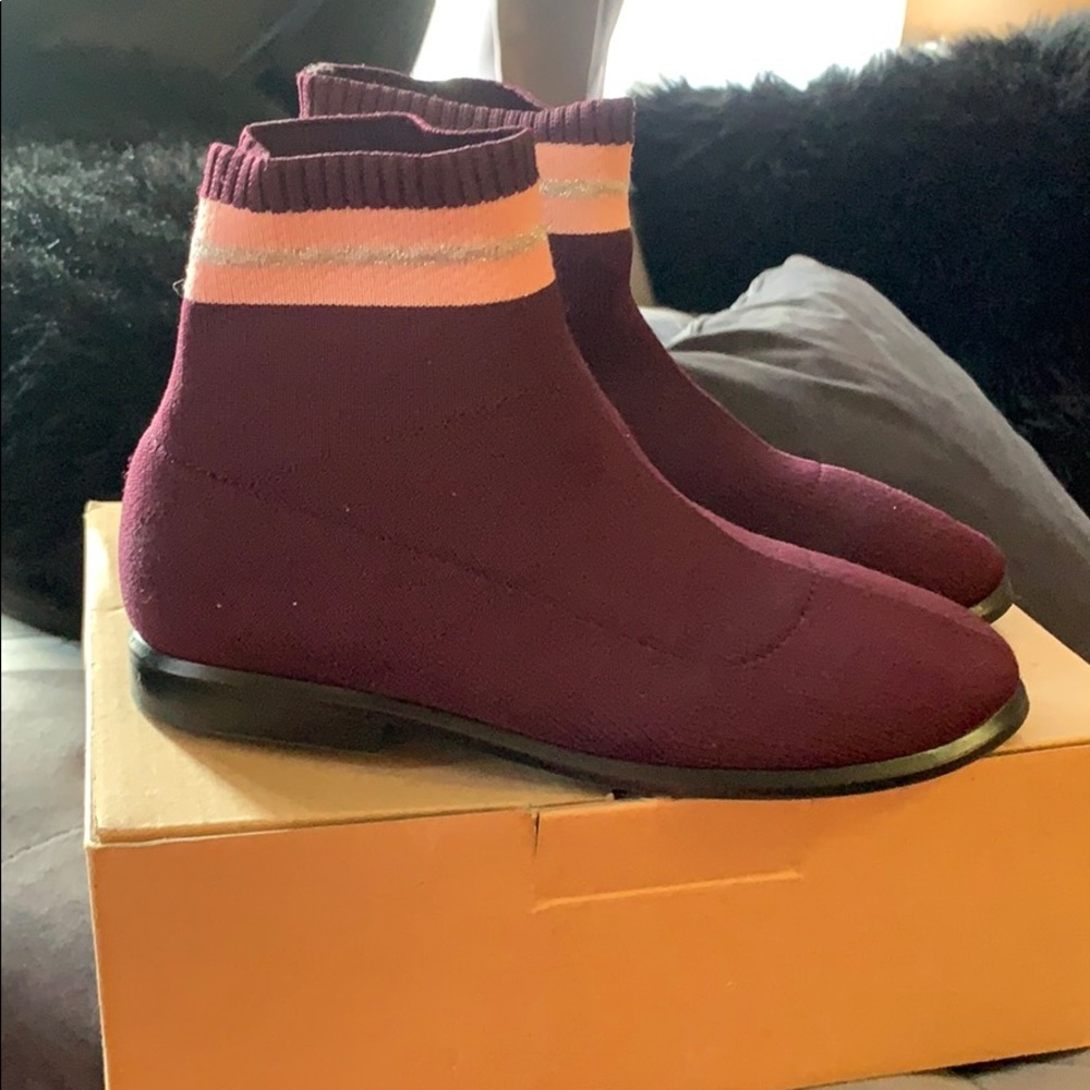 Zara’s Maroon colored girls boots